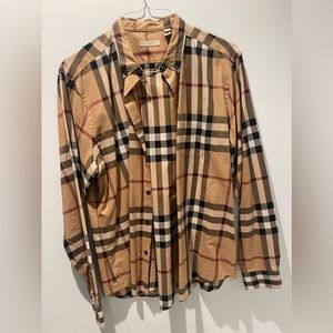 Men’s Burberry dress shirt